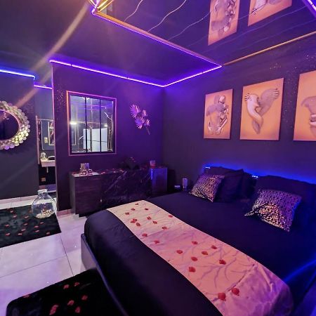La Gold Room Jacuzzi & Sauna Prive Περπινιάν Εξωτερικό φωτογραφία