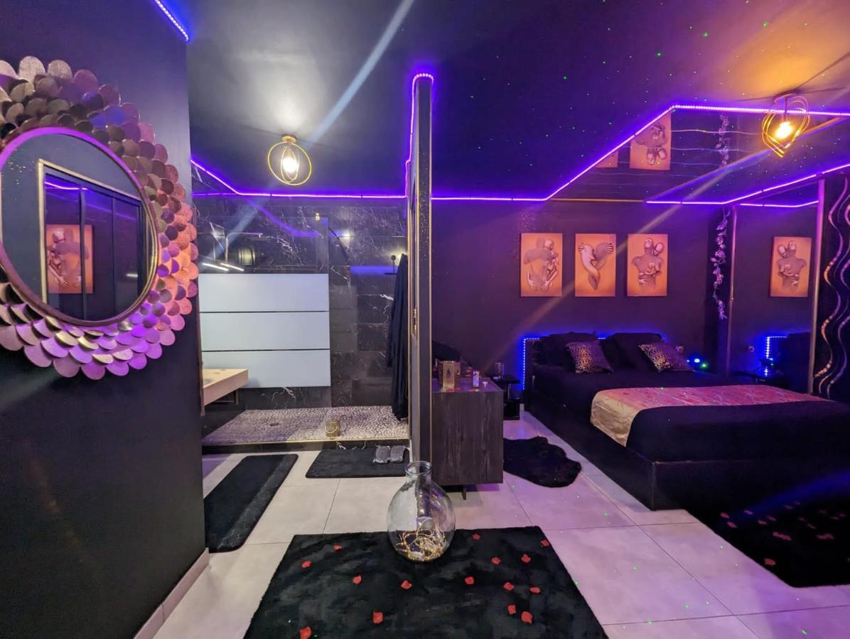 La Gold Room Jacuzzi & Sauna Prive Περπινιάν Εξωτερικό φωτογραφία